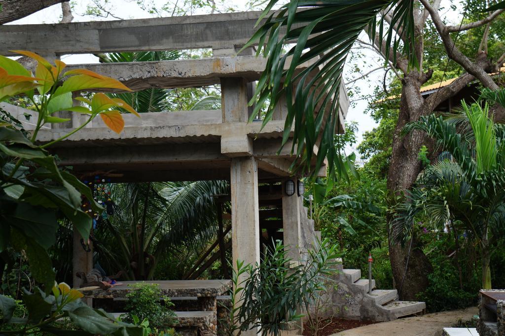 Apartments Chez Milady Utila Pokój zdjęcie