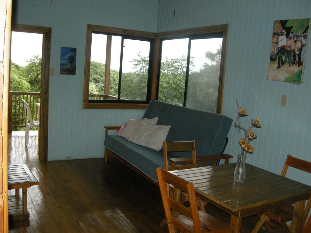 Apartments Chez Milady Utila Pokój zdjęcie